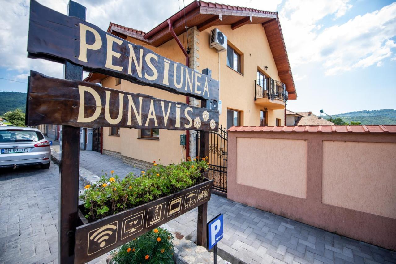 Pensiunea Dunavis Orsova Ngoại thất bức ảnh